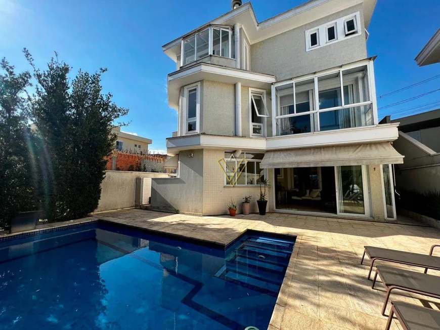Foto 1 de Casa de Condomínio com 4 Quartos à venda, 369m² em Alphaville, Santana de Parnaíba