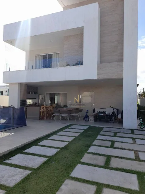 Foto 1 de Casa com 4 Quartos à venda, 320m² em Miragem, Lauro de Freitas