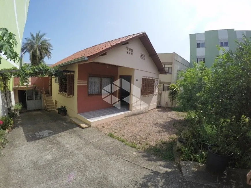 Foto 1 de Casa com 2 Quartos à venda, 200m² em Cristo Redentor, Porto Alegre