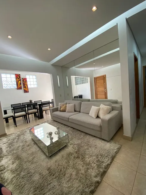 Foto 1 de Apartamento com 3 Quartos à venda, 193m² em São Joaquim, Contagem
