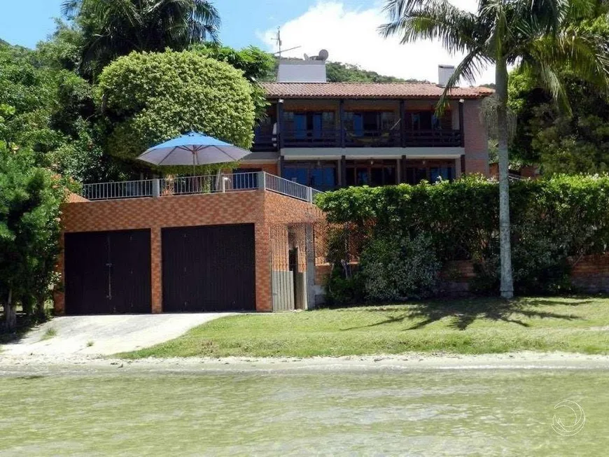 Foto 1 de Casa com 5 Quartos à venda, 380m² em Lagoa da Conceição, Florianópolis