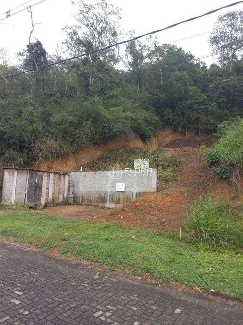 Foto 1 de Lote/Terreno à venda, 360m² em Cajueiro, Maricá