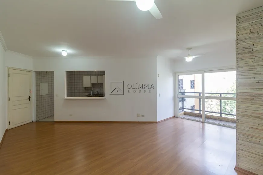 Foto 1 de Apartamento com 3 Quartos para alugar, 76m² em Vila Olímpia, São Paulo