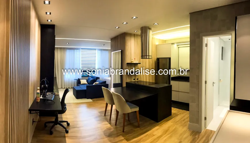 Foto 1 de Apartamento com 1 Quarto à venda, 50m² em Córrego Grande, Florianópolis