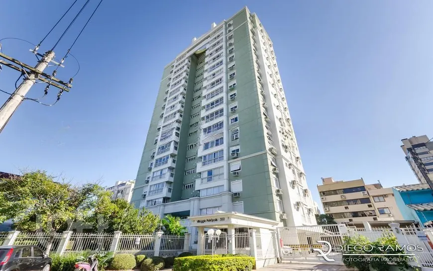 Foto 1 de Apartamento com 3 Quartos à venda, 110m² em Petrópolis, Porto Alegre