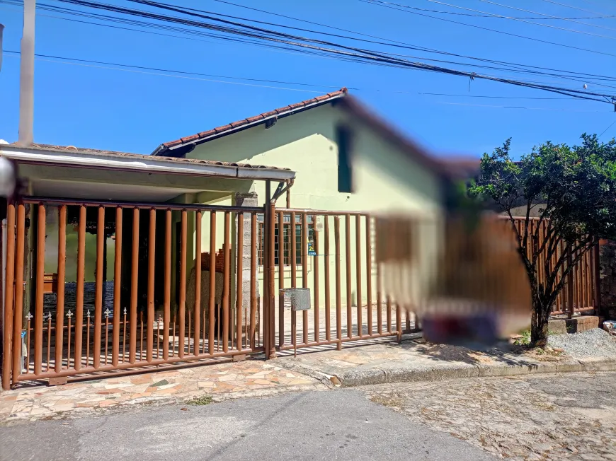 Foto 1 de Casa com 3 Quartos à venda, 204m² em Pindorama, Belo Horizonte