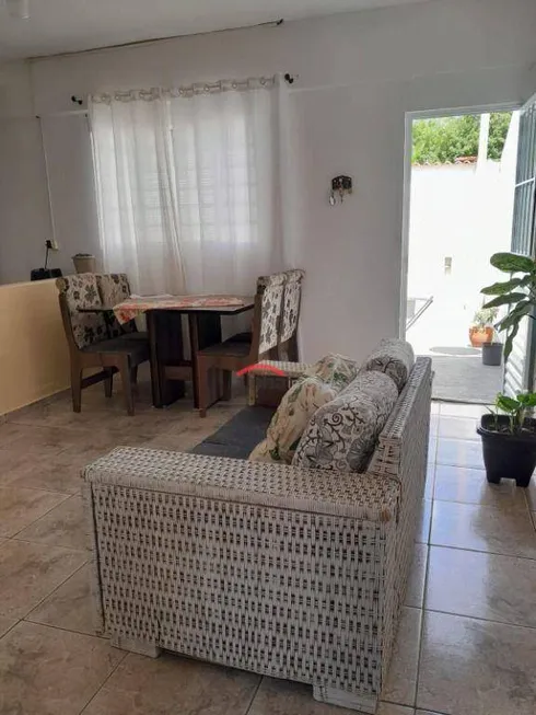 Foto 1 de Casa com 2 Quartos à venda, 78m² em Jardim das Laranjeiras, Hortolândia