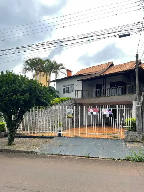 Foto 1 de Casa com 5 Quartos à venda, 250m² em Jardim Vila Rica, Cambé