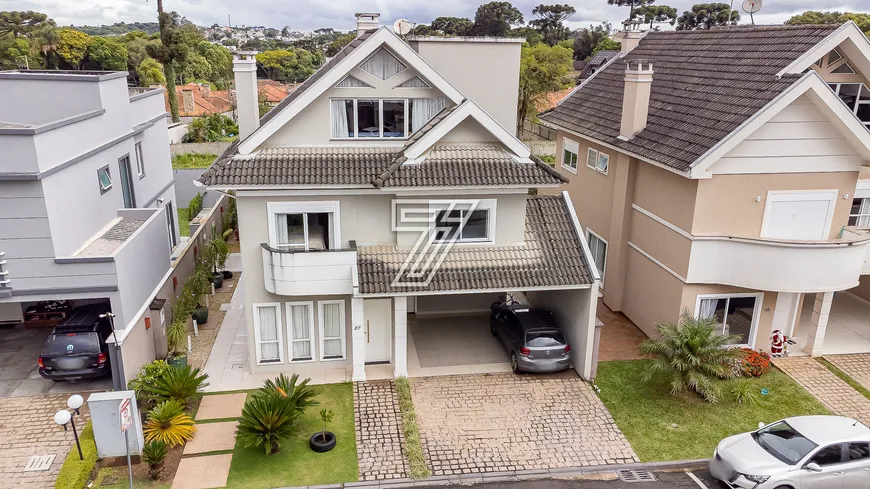 Foto 1 de Casa de Condomínio com 4 Quartos à venda, 290m² em Santa Felicidade, Curitiba