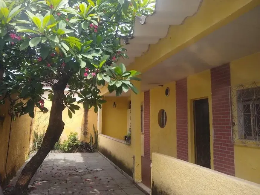 Foto 1 de Casa com 1 Quarto à venda, 45m² em Maria da Luz, Nova Iguaçu