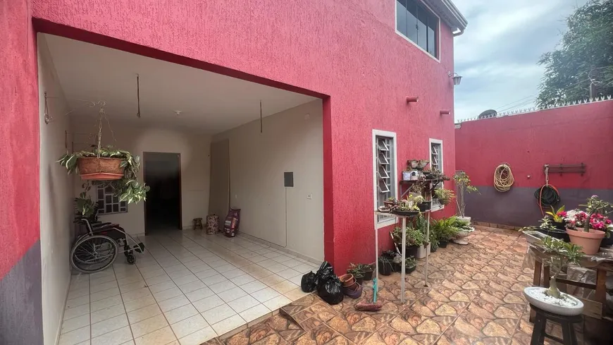 Foto 1 de Casa com 3 Quartos à venda, 162m² em Setor Oeste, Brasília