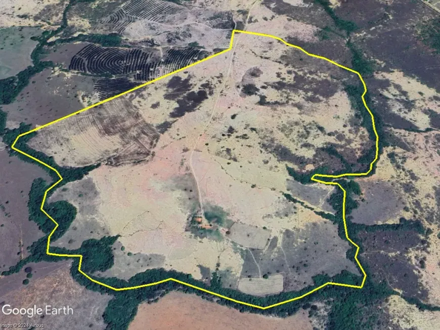 Foto 1 de Lote/Terreno à venda, 1080000m² em Centro, Abaeté