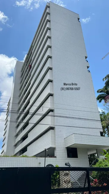 Foto 1 de Apartamento com 5 Quartos à venda, 250m² em Casa Forte, Recife