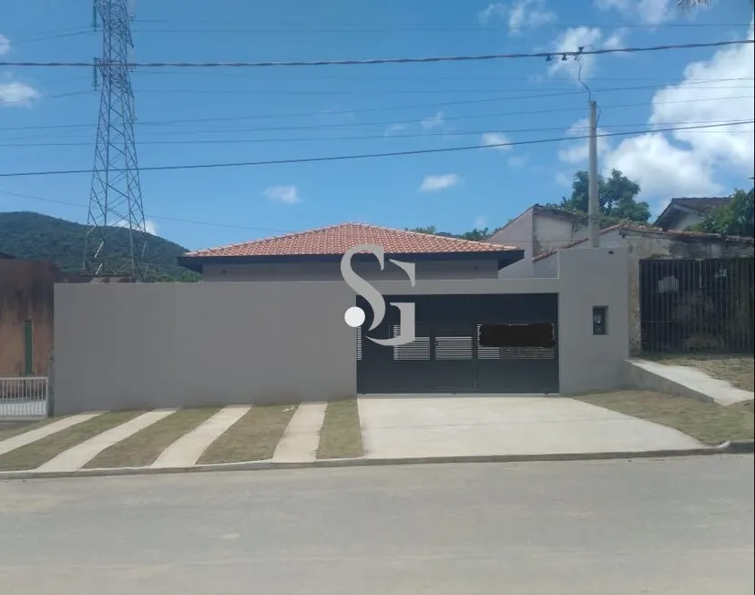 Foto 1 de Casa com 3 Quartos à venda, 120m² em Lagoinha, Ubatuba