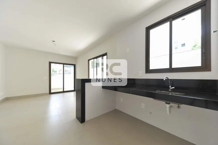 Foto 1 de Apartamento com 2 Quartos à venda, 90m² em Santo Antônio, Belo Horizonte