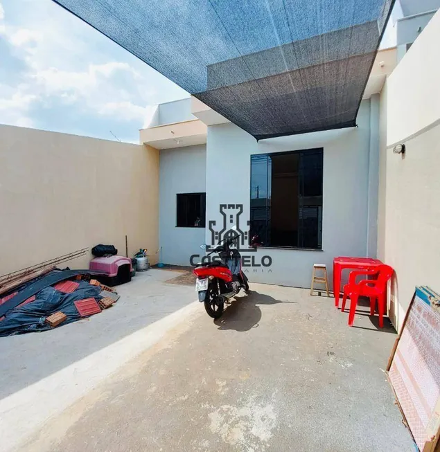 Foto 1 de Casa com 3 Quartos à venda, 85m² em Michael Licha, Londrina