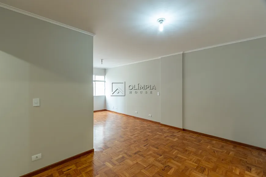 Foto 1 de Apartamento com 3 Quartos para alugar, 95m² em Vila Olímpia, São Paulo