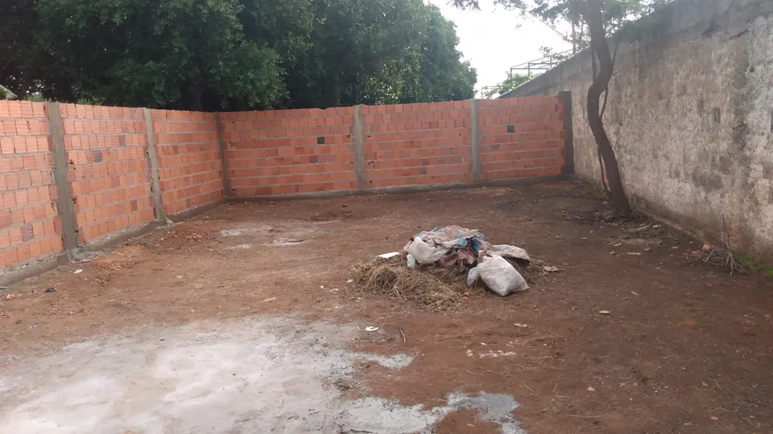 Foto 1 de Lote/Terreno à venda, 200m² em Quintas do Amanhecer II, Brasília