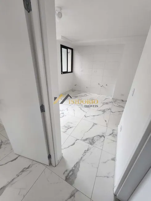 Foto 1 de Apartamento com 2 Quartos à venda, 34m² em Centro, Curitiba