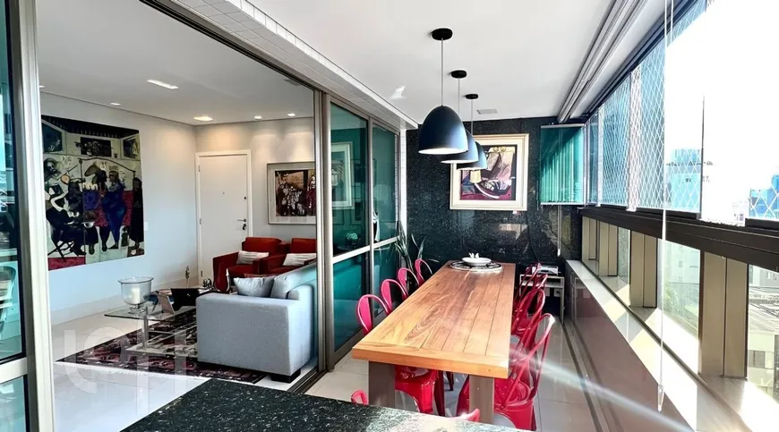 Foto 1 de Apartamento com 4 Quartos à venda, 146m² em São Pedro, Belo Horizonte