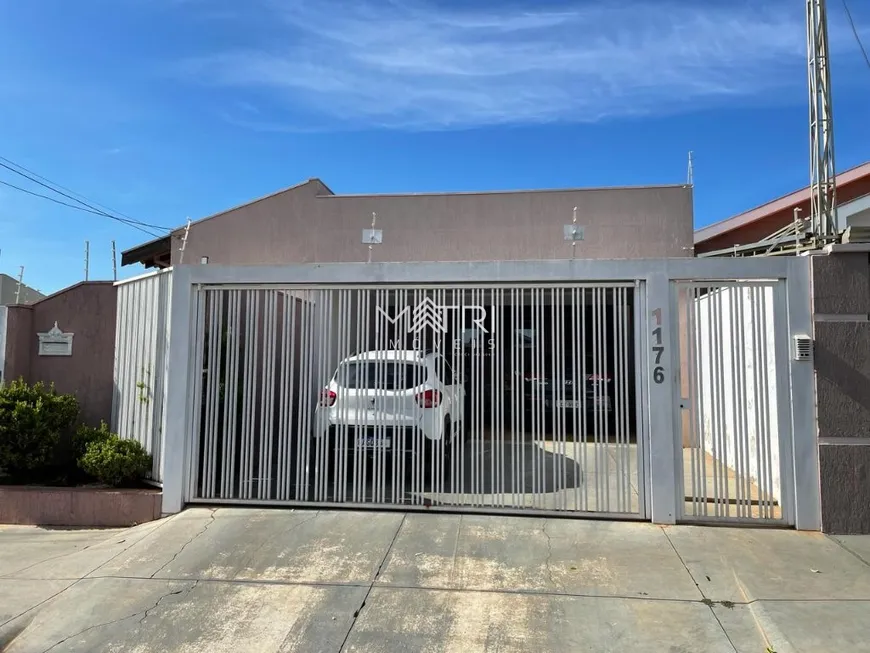 Foto 1 de Casa com 3 Quartos à venda, 180m² em Vila Xavier, Araraquara