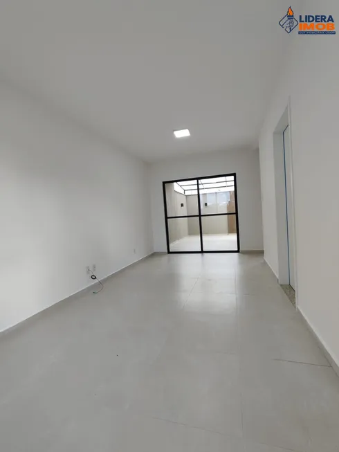 Foto 1 de Casa de Condomínio com 4 Quartos para alugar, 70m² em SIM, Feira de Santana