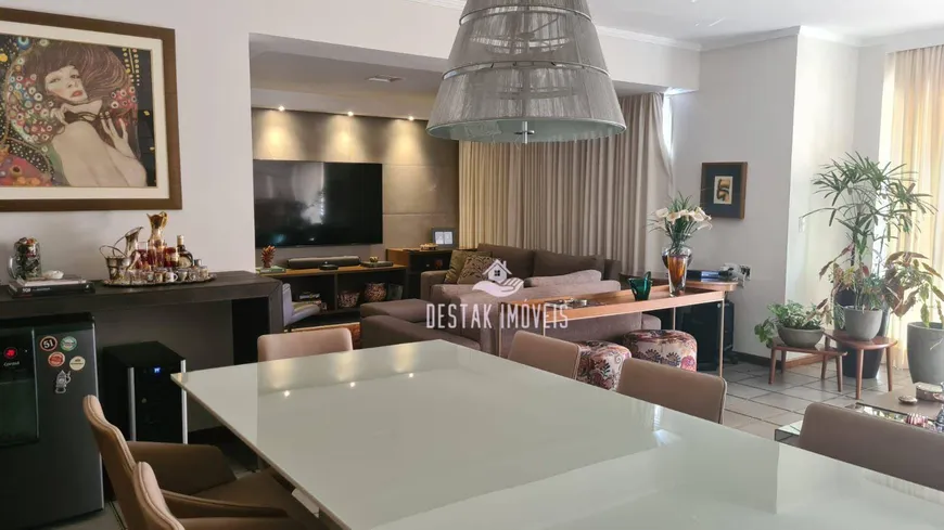 Foto 1 de Apartamento com 3 Quartos à venda, 190m² em Centro, Uberlândia