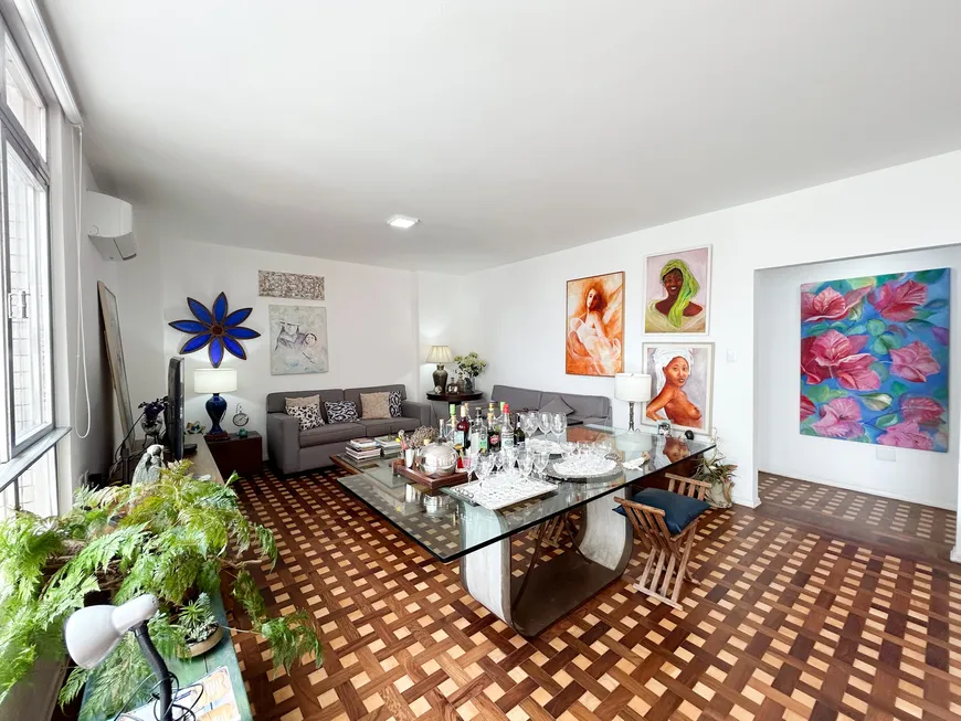 Foto 1 de Apartamento com 3 Quartos à venda, 170m² em Boqueirão, Santos
