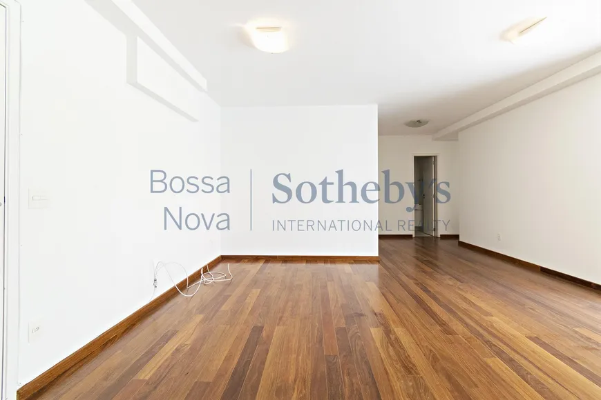 Foto 1 de Apartamento com 2 Quartos à venda, 92m² em Vila Nova Conceição, São Paulo