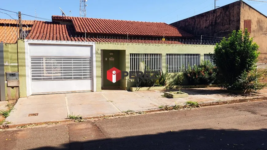 Foto 1 de Casa com 3 Quartos à venda, 100m² em Vila Nasser, Campo Grande