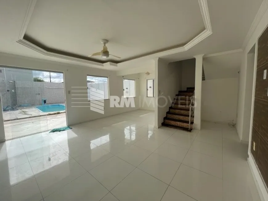 Foto 1 de Casa com 4 Quartos para venda ou aluguel, 212m² em Buraquinho, Lauro de Freitas