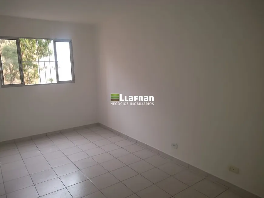 Foto 1 de Apartamento com 2 Quartos à venda, 48m² em Parque Pinheiros, Taboão da Serra