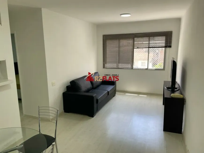 Foto 1 de Flat com 1 Quarto para alugar, 50m² em Moema, São Paulo