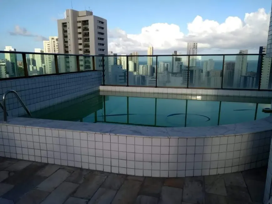 Foto 1 de Apartamento com 1 Quarto para alugar, 34m² em Boa Viagem, Recife