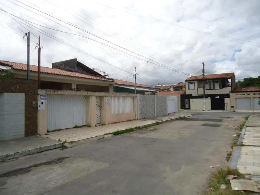 Foto 1 de Casa com 3 Quartos para alugar, 170m² em São Conrado, Aracaju