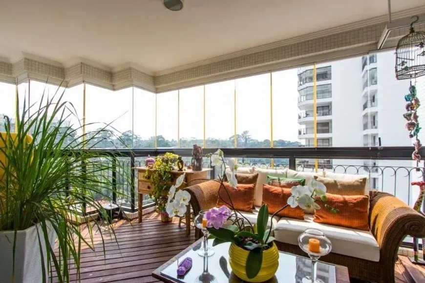 Foto 1 de Apartamento com 4 Quartos à venda, 370m² em Jardim Marajoara, São Paulo