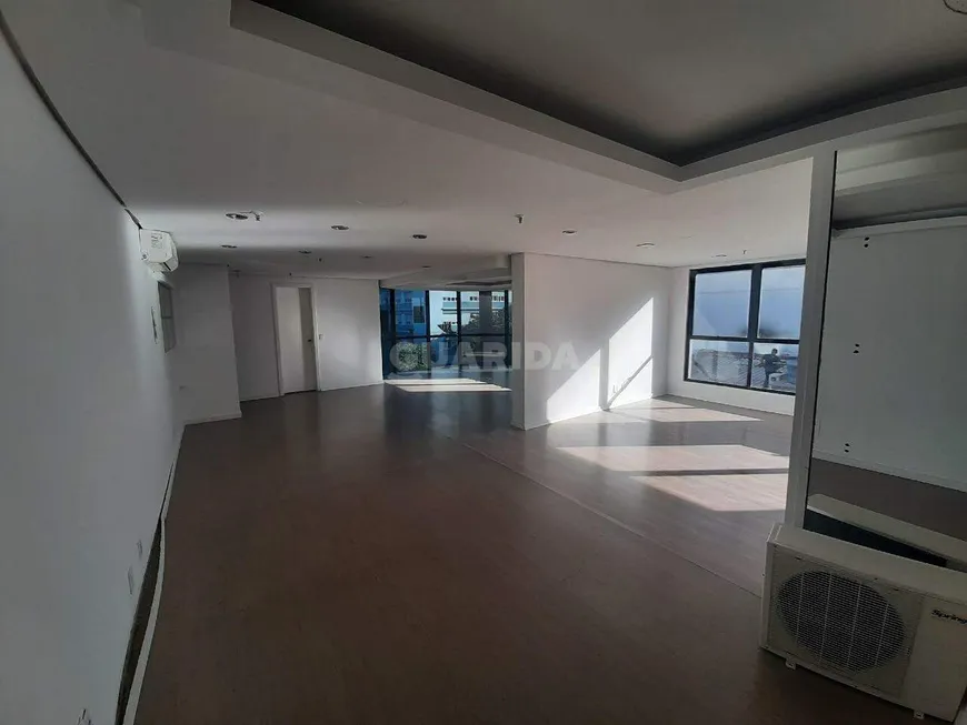 Foto 1 de Sala Comercial para alugar, 77m² em Moinhos de Vento, Porto Alegre