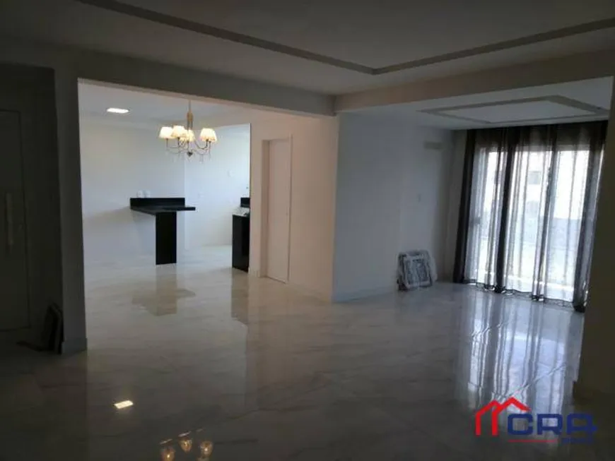 Foto 1 de Apartamento com 3 Quartos à venda, 172m² em Laranjal, Volta Redonda