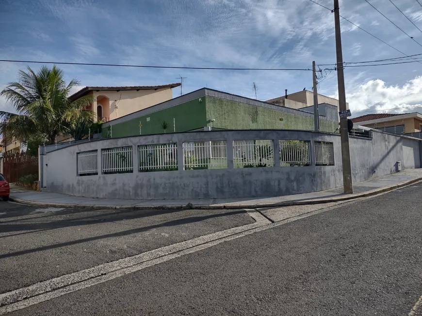 Foto 1 de Casa com 4 Quartos à venda, 242m² em Jardim Santa Rosalia, Sorocaba