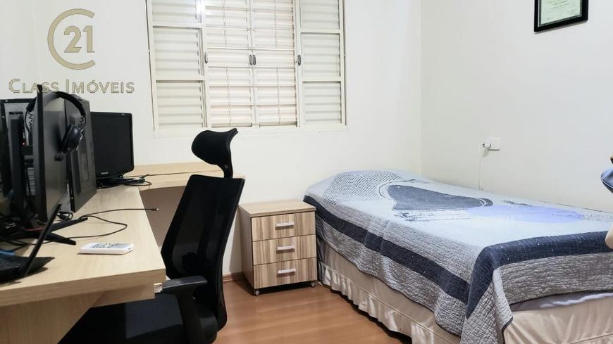 Casas com 3 quartos para alugar no Jardim Continental em Londrina