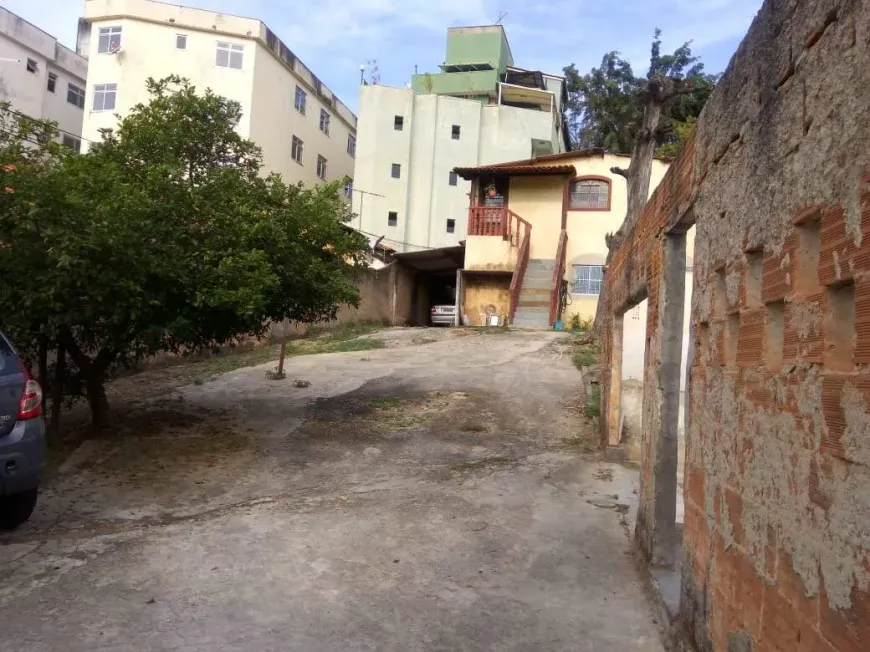 Foto 1 de Casa com 5 Quartos à venda, 254m² em Santa Amélia, Belo Horizonte