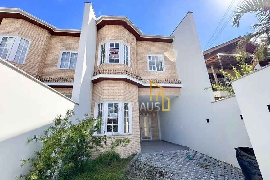 Foto 1 de Casa com 3 Quartos à venda, 136m² em Água Verde, Blumenau