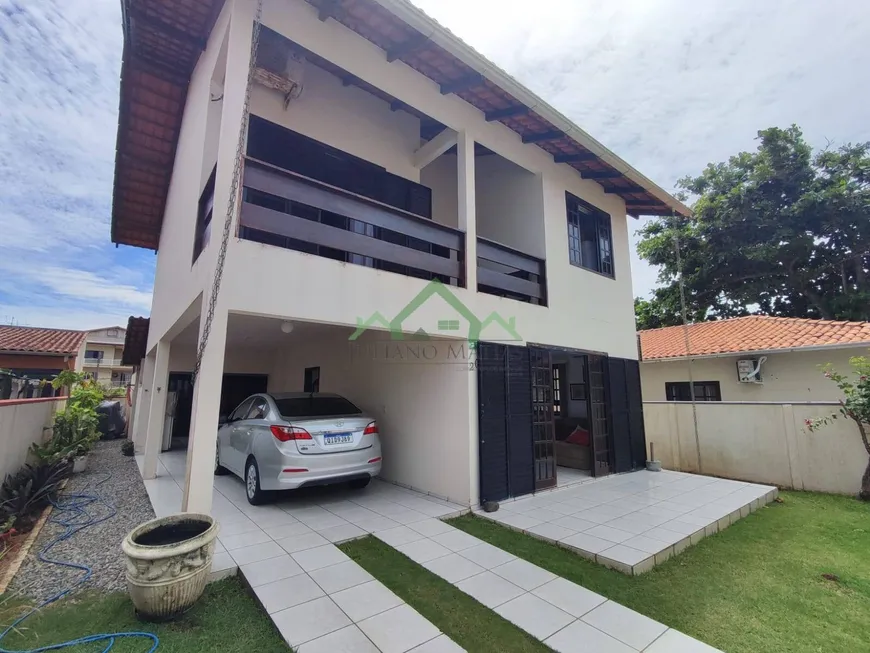 Foto 1 de Casa com 4 Quartos à venda, 225m² em Centro, Balneário Barra do Sul