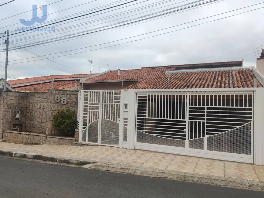 Foto 1 de Casa com 3 Quartos para venda ou aluguel, 286m² em Residencial das Ilhas, Bragança Paulista
