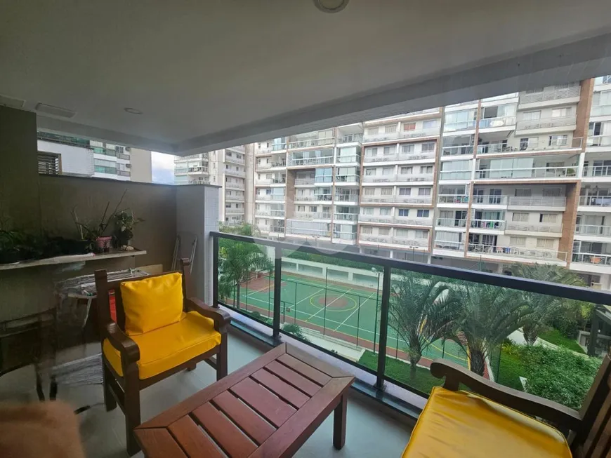 Foto 1 de Apartamento com 2 Quartos para venda ou aluguel, 71m² em Recreio Dos Bandeirantes, Rio de Janeiro