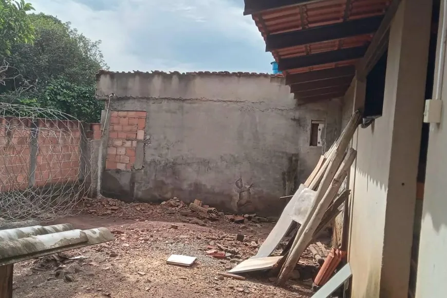 Foto 1 de Lote/Terreno à venda, 200m² em Retiro, Contagem