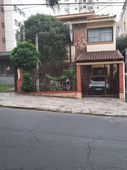 Foto 1 de Casa com 5 Quartos à venda, 348m² em São João, Porto Alegre