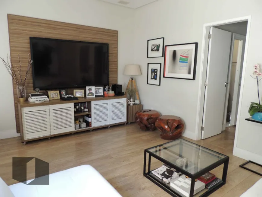 Foto 1 de Apartamento com 3 Quartos à venda, 96m² em Botafogo, Rio de Janeiro