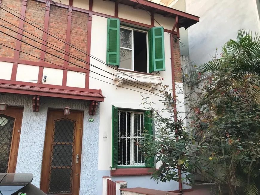 Foto 1 de Casa com 2 Quartos à venda, 80m² em Santana, São Paulo