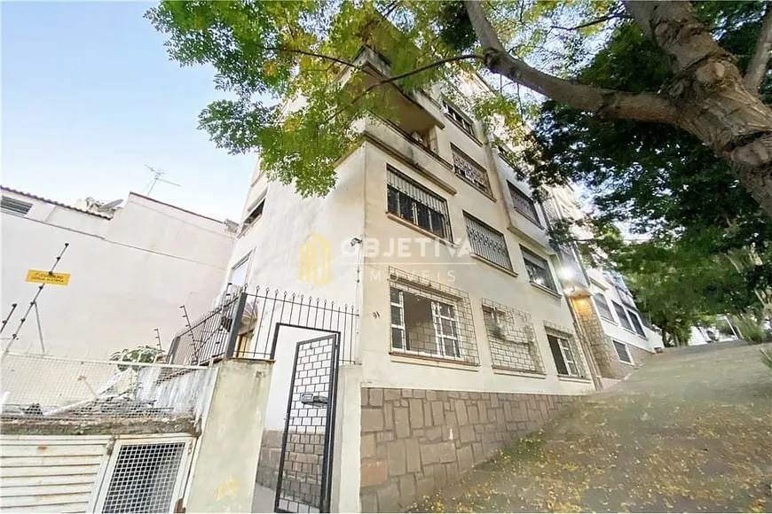 Foto 1 de Apartamento com 3 Quartos à venda, 75m² em Petrópolis, Porto Alegre